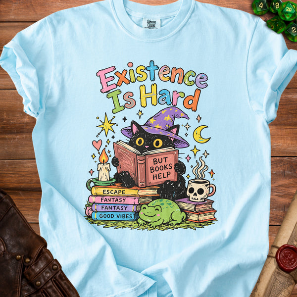 Bookworm Cat T-shirt in Chambray