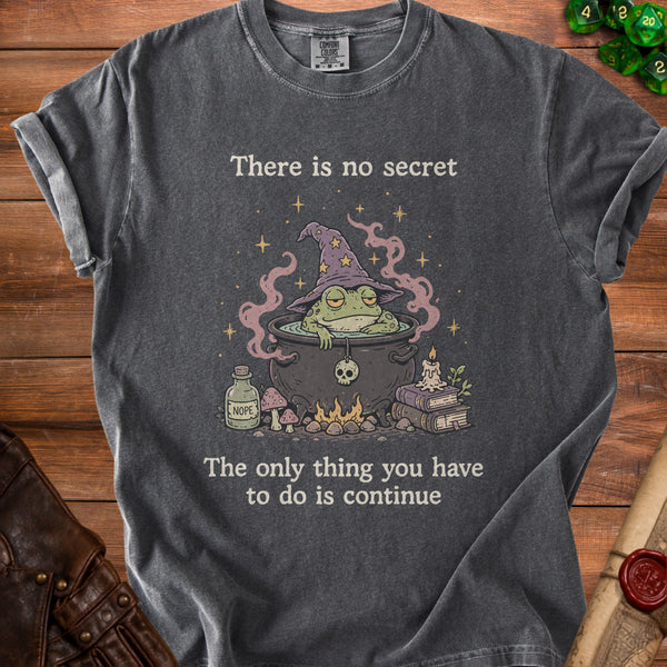 Magical Frog T-Shirt in Pepper