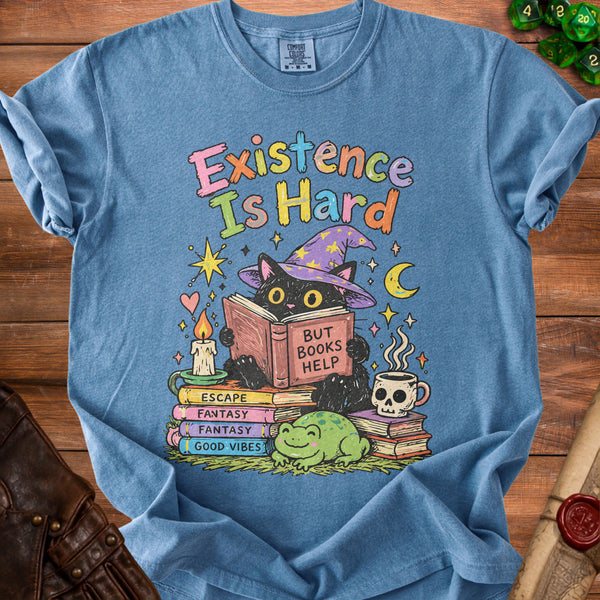 Bookworm Cat T-shirt in Blue Jean