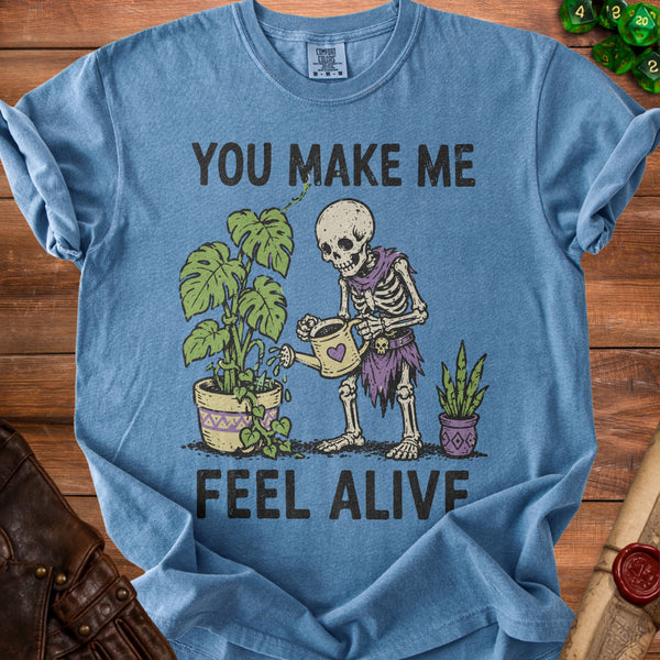 Feel Alive T-shirt in Blue Jean