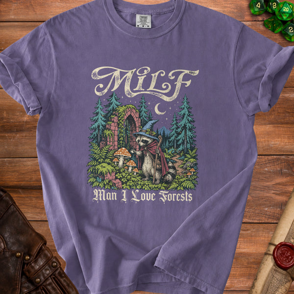 Wizard Raccoon T-shirt in Grape