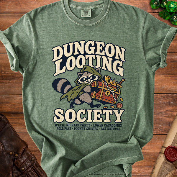 Dungeon Looting T-shirt in Moss