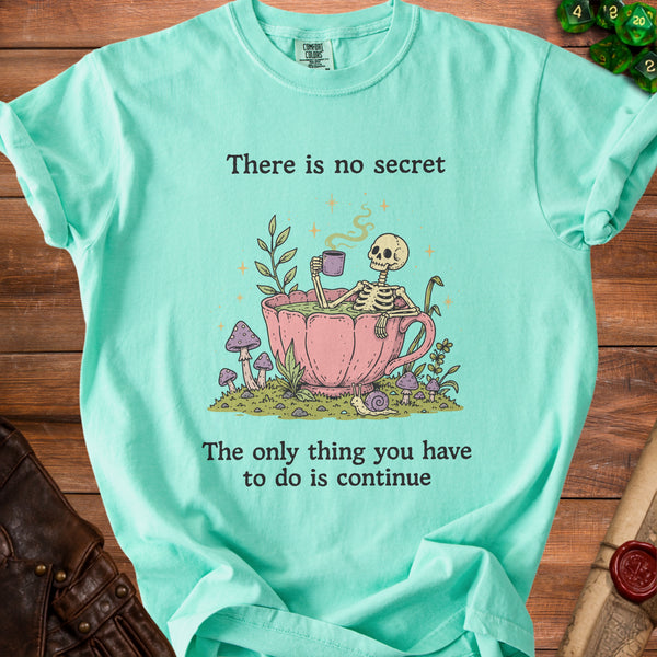 Continue T-shirt in Island Reef