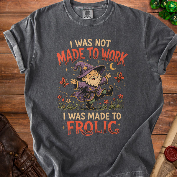 Gnome Frolic T-shirt in Pepper